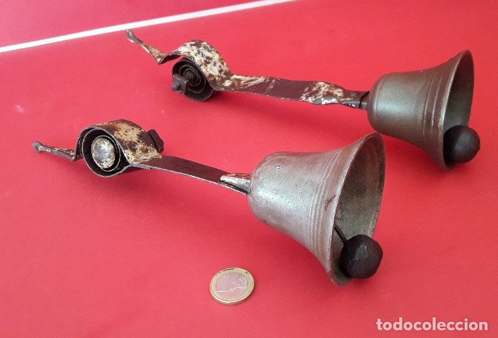 Antig&uuml;edades: LLAMADOR SERVIDUMBRE DE CAMPANA - Foto 1