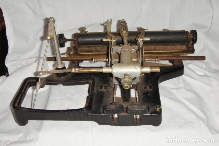 Antigüedades: Antigua Máquina de Escribir Francesa. MIGNON. Años 20. - Foto 1 - 178136193