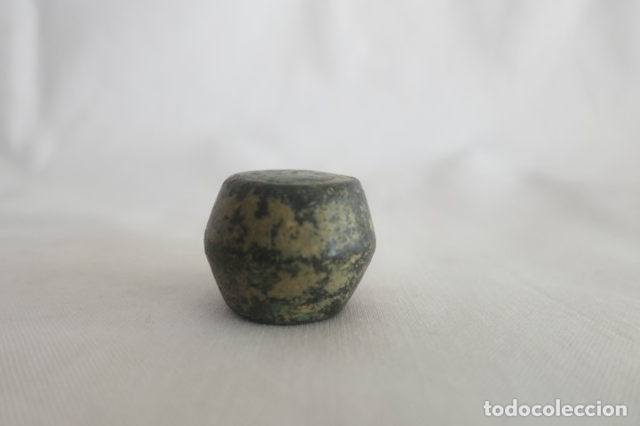 Antig&uuml;edades: ponderal forma de barril 59,6 gr - Foto 3