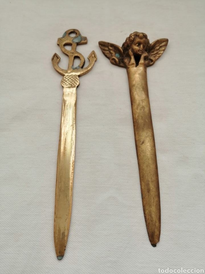 Antig&uuml;edades: Dos Abrecartas Antiguos Bronce. - Foto 2