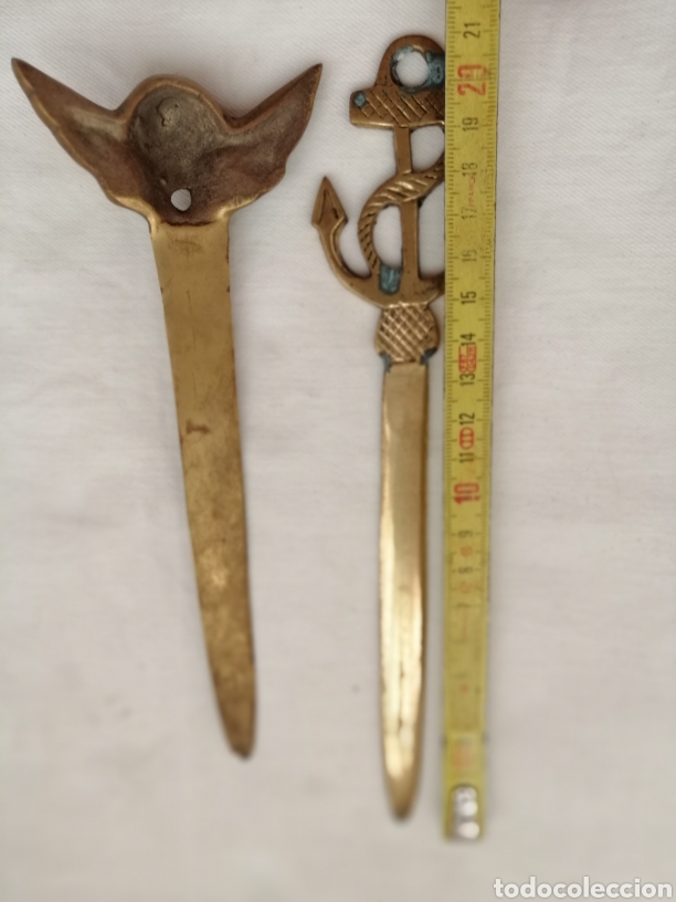 Antig&uuml;edades: Dos Abrecartas Antiguos Bronce. - Foto 5