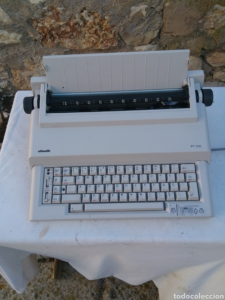 Antig&uuml;edades: Maquina de escribir, electrica. - Foto 1
