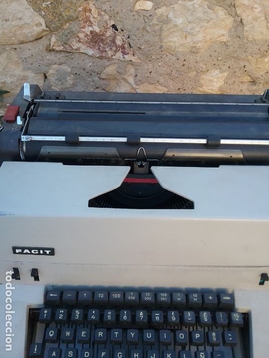 Antig&uuml;edades: Maquina de escribir Facit - Foto 4