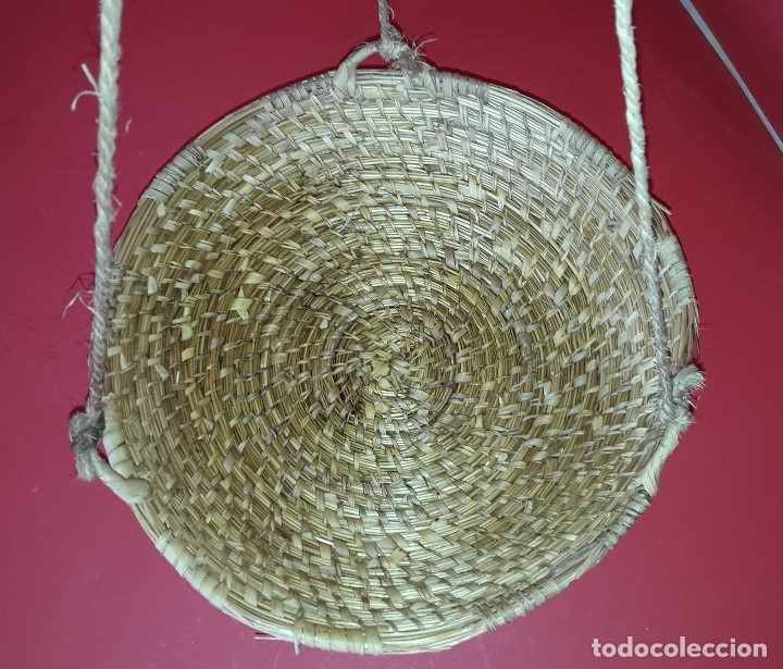 Antig&uuml;edades: BASCULA DE MADERA Y PLATOS DE ESPARTO - Foto 4