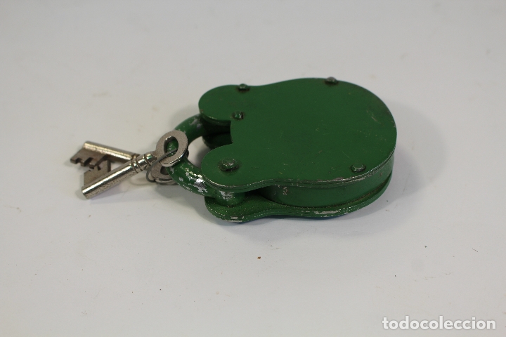 Antig&uuml;edades: candado con 2 llaves - Foto 6
