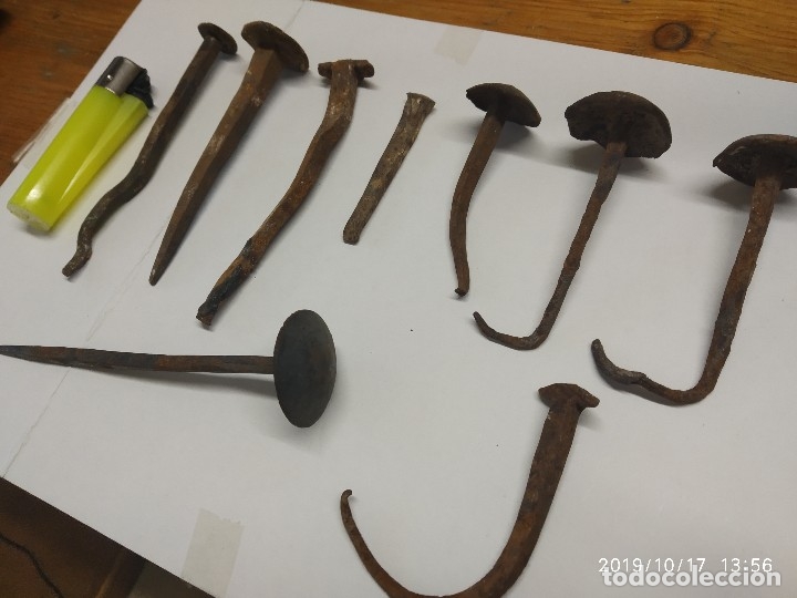 Antig&uuml;edades: LOTE DE CLAVOS. - Foto 1
