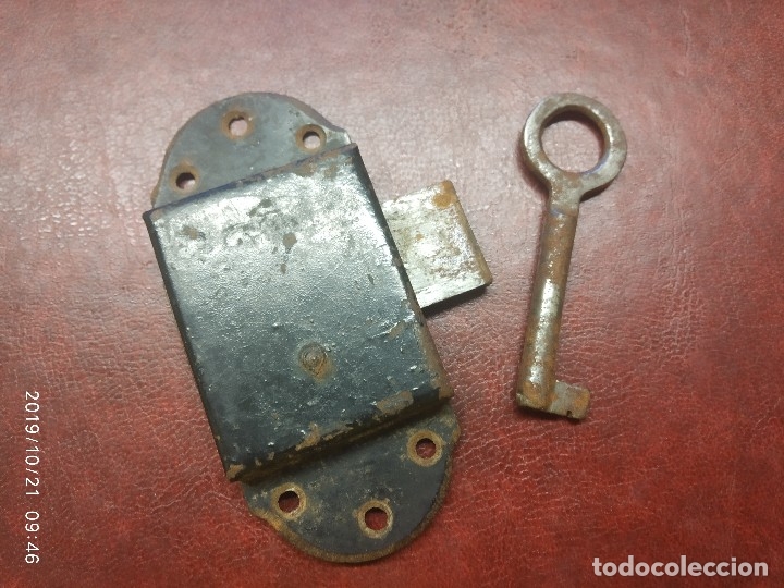 Antig&uuml;edades: ANTIGUA CERRADURA CON LLAVE, FUNCIONA. - Foto 2