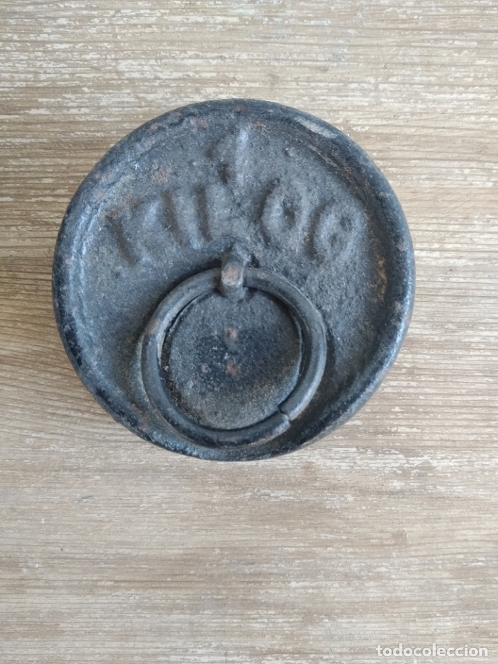 Antig&uuml;edades: Pesa de un kilo de hierro - Foto 2