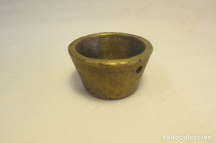 Antig&uuml;edades: ponderal vaso anidado dos coronas - Foto 2