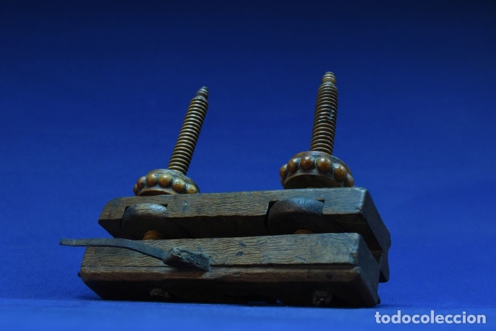 Antig&uuml;edades: Antiguo cepillo de acanalar de madera. - Foto 2