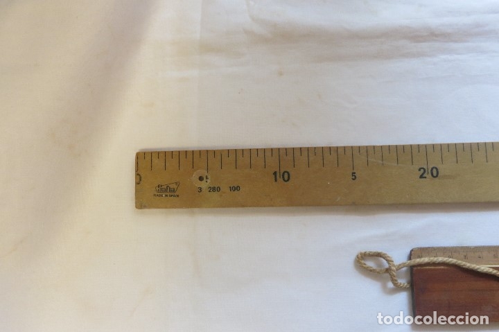 Antig&uuml;edades: regla de 1 metro y otra de 80 cent - Foto 2