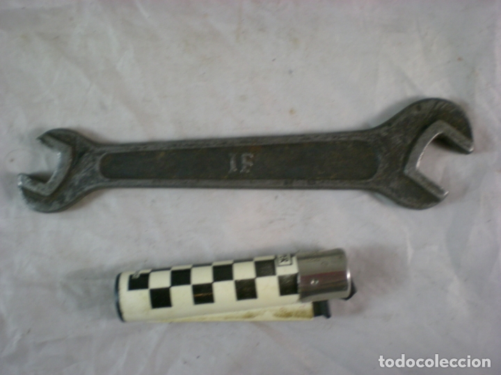 Antig&uuml;edades: Antigua Llave Fija Plana - Foto 2