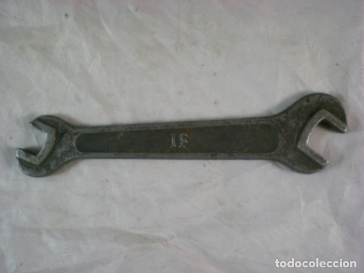 Antig&uuml;edades: Antigua Llave Fija Plana - Foto 1
