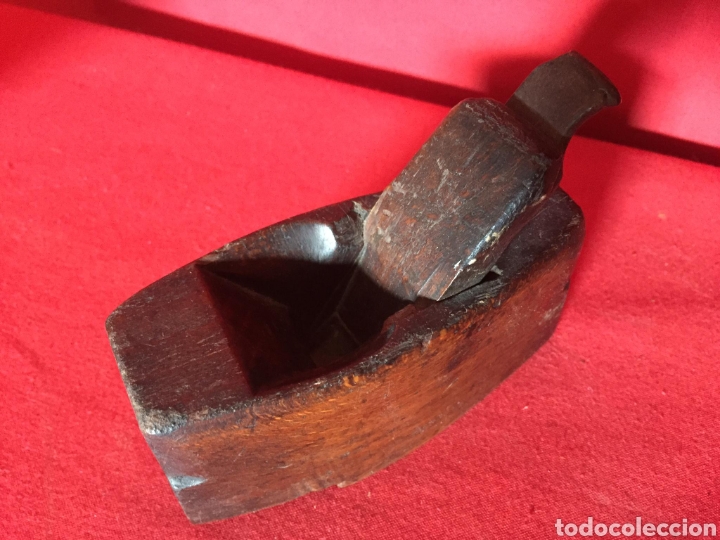 Antig&uuml;edades: Antiguo cepillo de carpintero de peque&ntilde;o tama&ntilde;o. - Foto 2