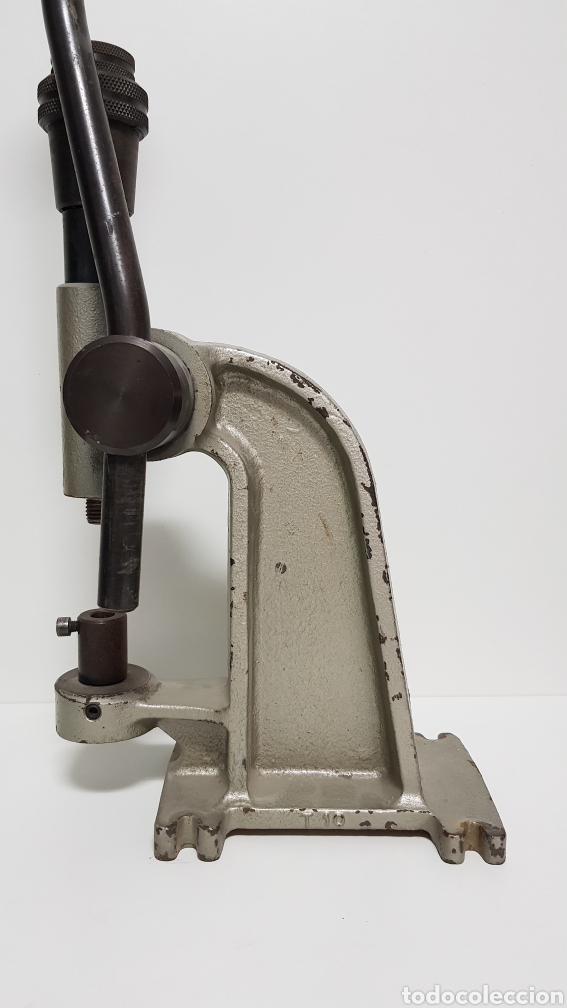 remachadora prensa troqueladora manual de hierr - Comprar Herramientas  Antiguas Otras Profesiones en todocoleccion - 183541357