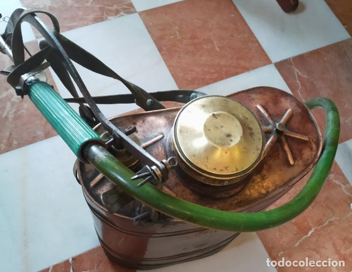 Antig&uuml;edades: MAQUINA SULFATADORA EN COBRE - Foto 2