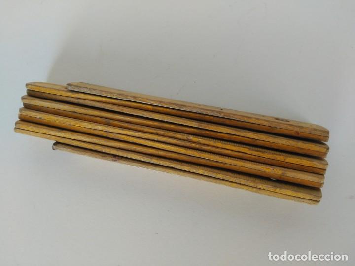 Antig&uuml;edades: Antiguo metro de madera - Foto 2