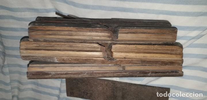Antig&uuml;edades: Lote  de 4 herramientas de carpinteria - Foto 3