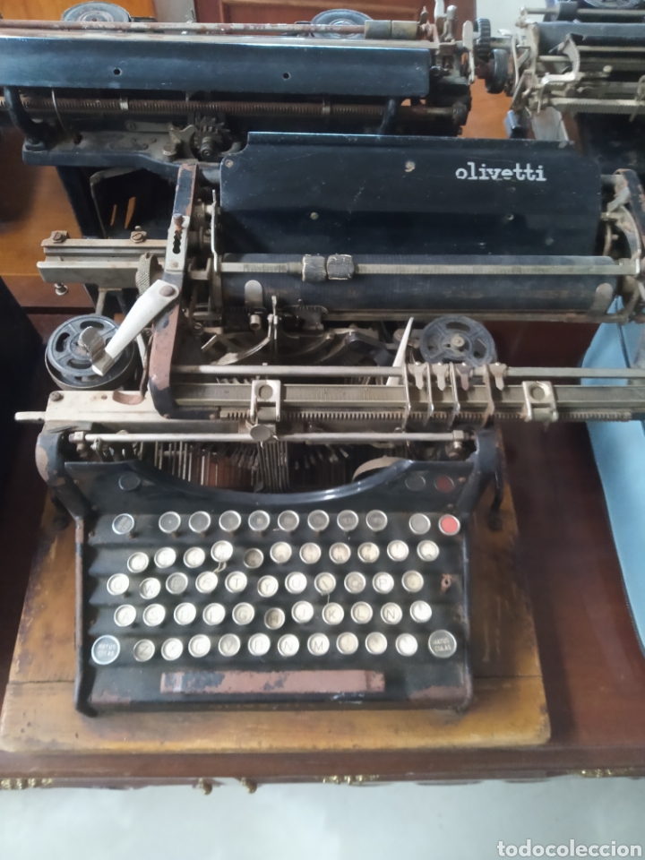 Antig&uuml;edades: Antigua maquina de escribir olivetti - Foto 2
