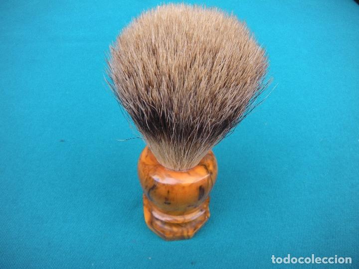 Antig&uuml;edades: BARBER&Iacute;A. BROCHA DE TEJ&Oacute;N - Foto 4