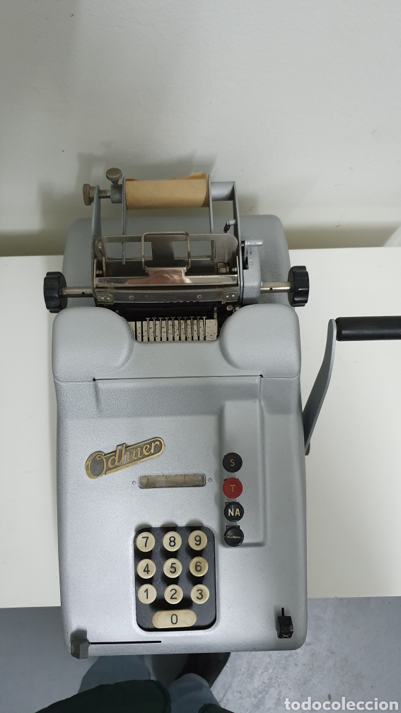 Antig&uuml;edades: M&aacute;quina calculadora antigua. - Foto 4