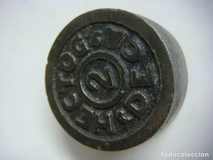 Antig&uuml;edades: PESA EN HIERRO HECTOG 2 DECA - Foto 1