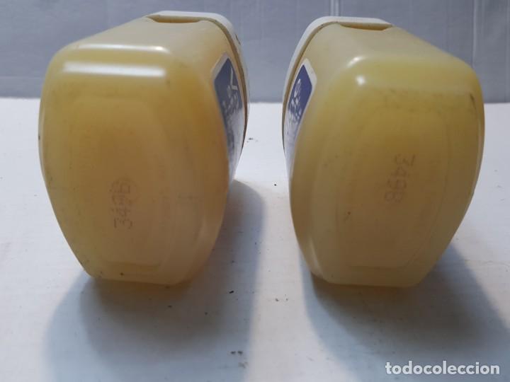 Antig&uuml;edades: Botes antiguos de VASELINE SELLO AZUL llenos - Foto 4