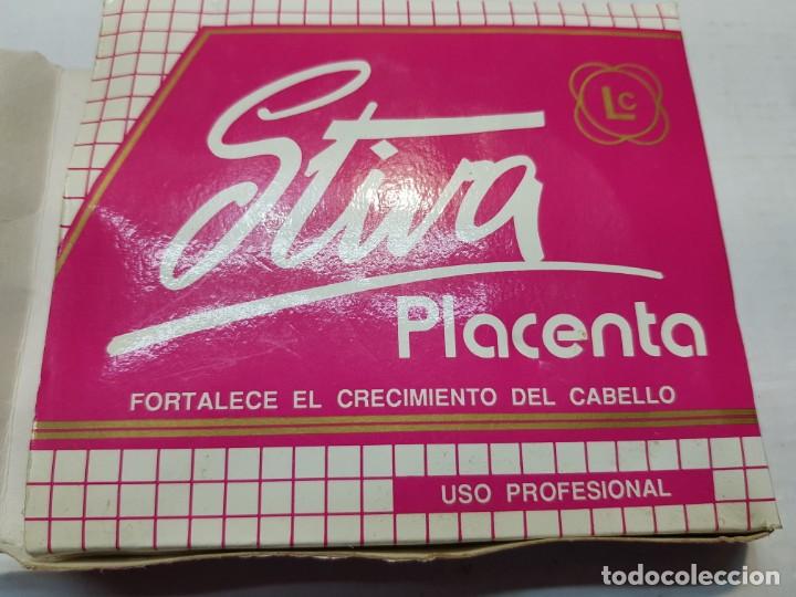 Antig&uuml;edades: Caja antigua Placenta Stiva con una Ampolla - Foto 3