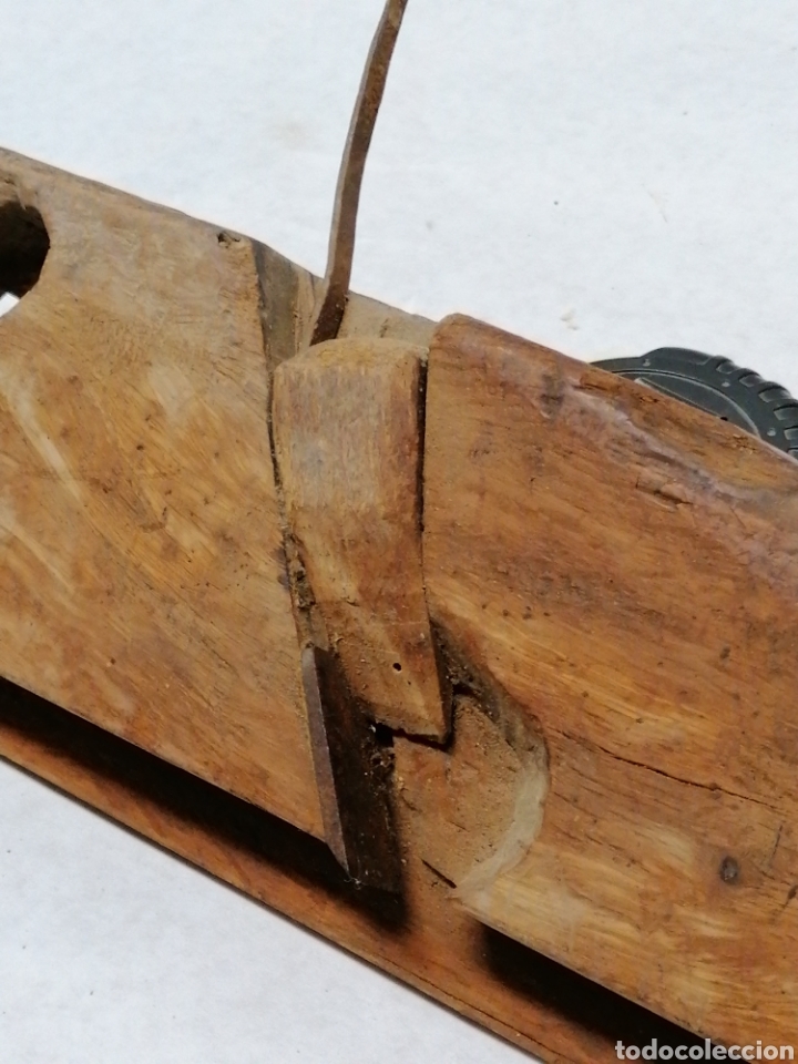 antiguo cepillo carpintero siglo xvii--xviii .c - Buy Antique professional  carpentry tools on todocoleccion