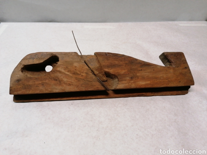 antiguo cepillo carpintero siglo xvii--xviii .c - Buy Antique professional  carpentry tools on todocoleccion