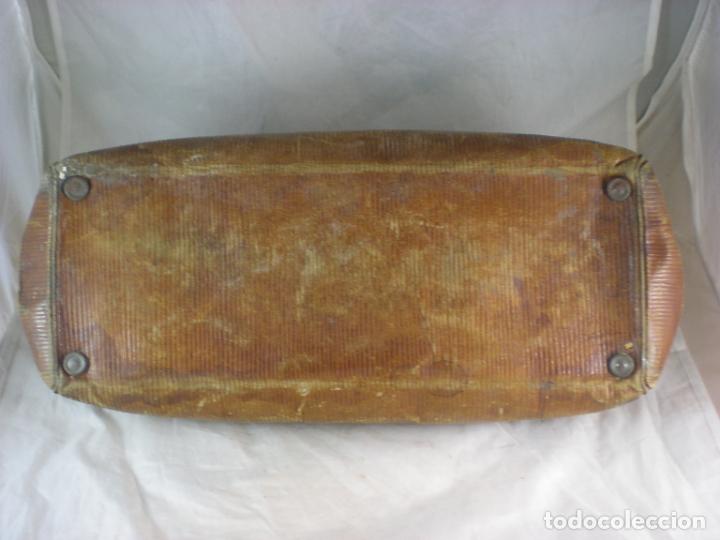 Antig&uuml;edades: Antiguo Malet&iacute;n de M&eacute;dico - 40CM - Foto 5