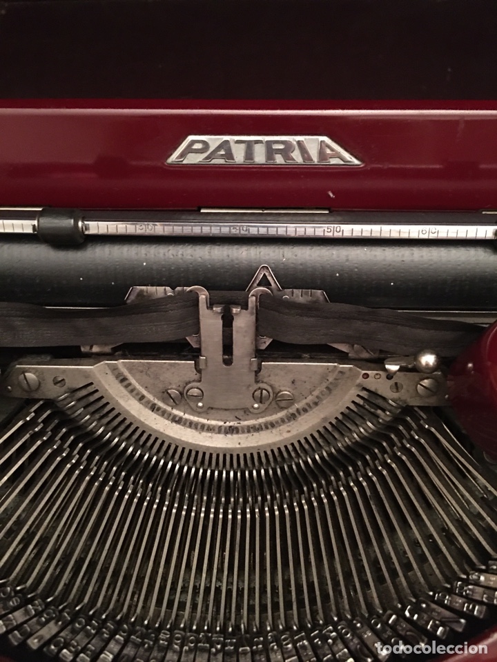 Antig&uuml;edades: M&aacute;quina de escribir PATRIA - Foto 2