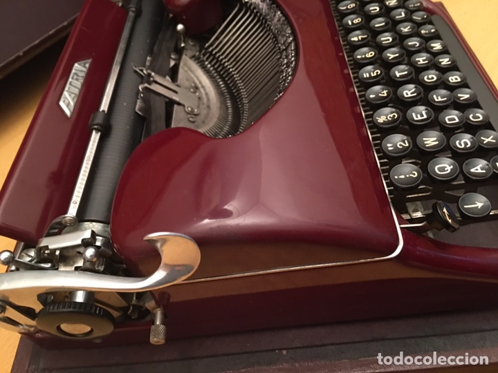Antig&uuml;edades: M&aacute;quina de escribir PATRIA - Foto 5