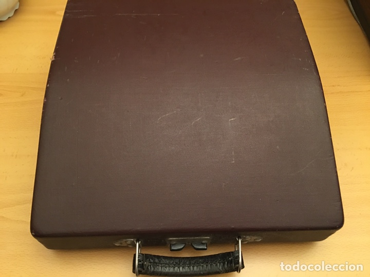 Antig&uuml;edades: M&aacute;quina de escribir PATRIA - Foto 6
