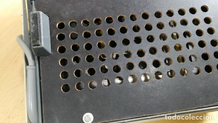 Antig&uuml;edades: ANTIGUO PROYECTOR CREO QUE DE DIAPOSITIVAS - Foto 21