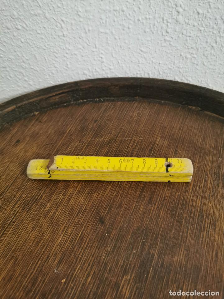 Antig&uuml;edades: Antiguo metro de madera - Foto 3