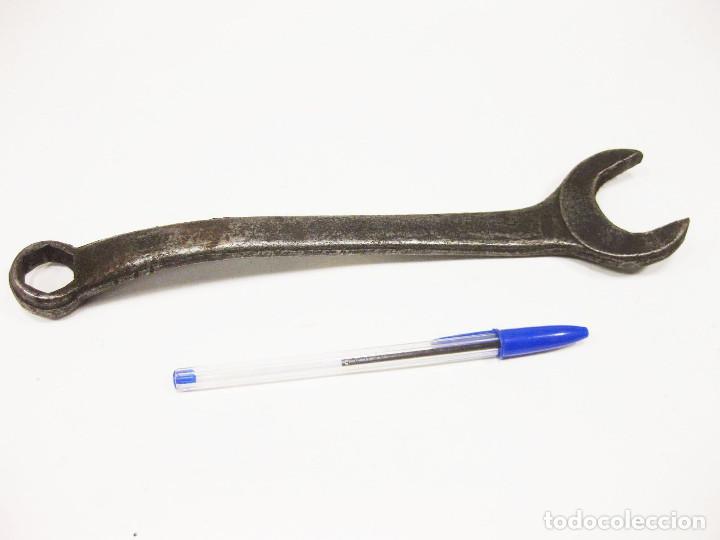 Antig&uuml;edades: Llave de Ford Modelo T o Modelo A. - Foto 1