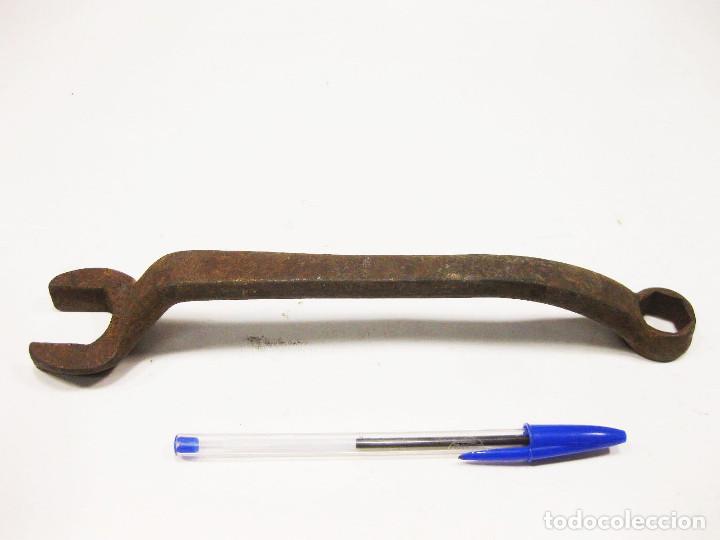 Antig&uuml;edades: Llave de Autom&oacute;vil Ford Modelo T o Modelo A. - Foto 1