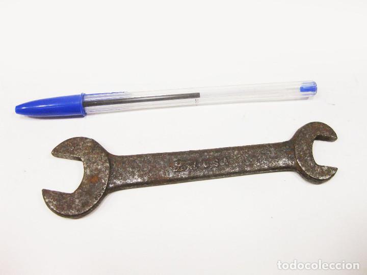 Antig&uuml;edades: Llave antigua de autom&oacute;vil Ford. - Foto 2