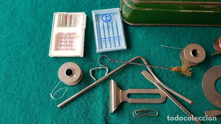 Antig&uuml;edades: CAJA METAL MAQUINAS DE COSER SIGMA CON COMPLEMENTOS - Foto 3