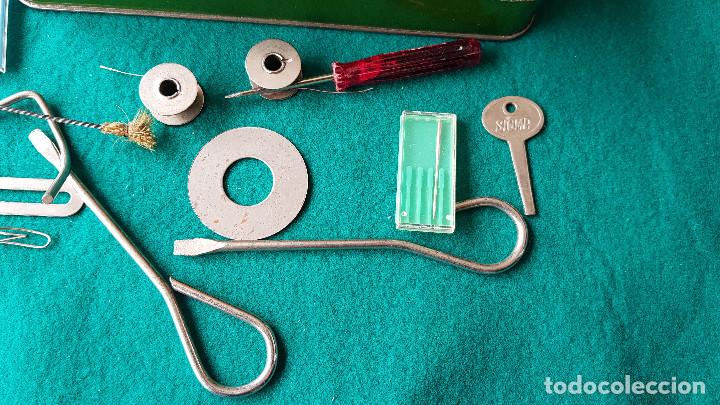 Antig&uuml;edades: CAJA METAL MAQUINAS DE COSER SIGMA CON COMPLEMENTOS - Foto 4