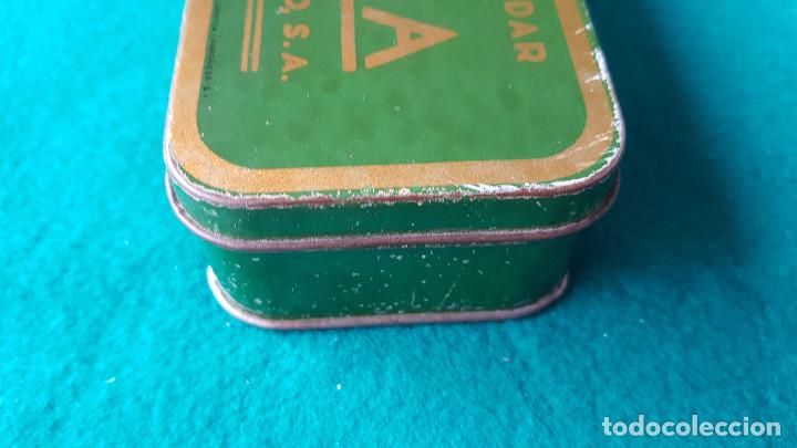 Antig&uuml;edades: CAJA METAL MAQUINAS DE COSER SIGMA CON COMPLEMENTOS - Foto 9