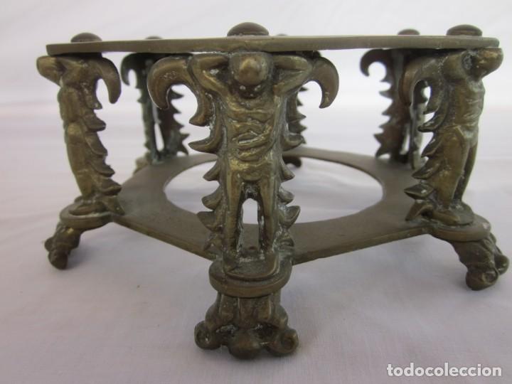 Antig&uuml;edades: ANTIGUA TETERA CON BASE DE BRONCE. - Foto 8