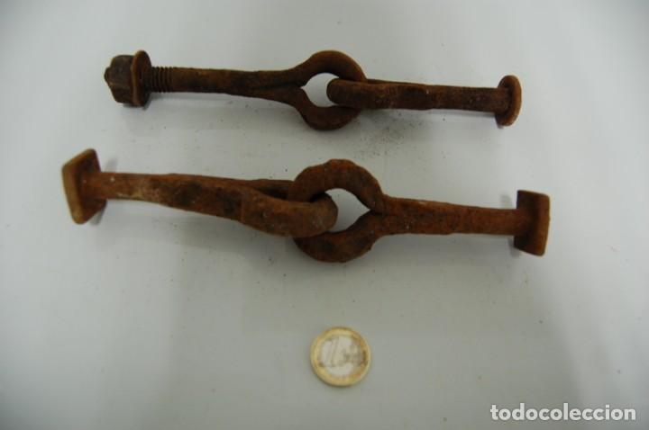 Antig&uuml;edades: BISAGRAS FORJA PARA PUERTA - Foto 1