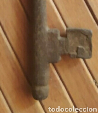 Antig&uuml;edades: Llave antigua hierro 19 cent&iacute;metros - Foto 1