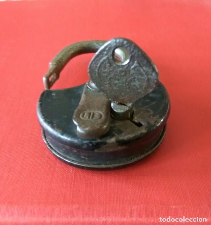 Antig&uuml;edades: CANDADO ANTIGUO CON SU LLAVE Y FUNCIONANDO - Foto 7