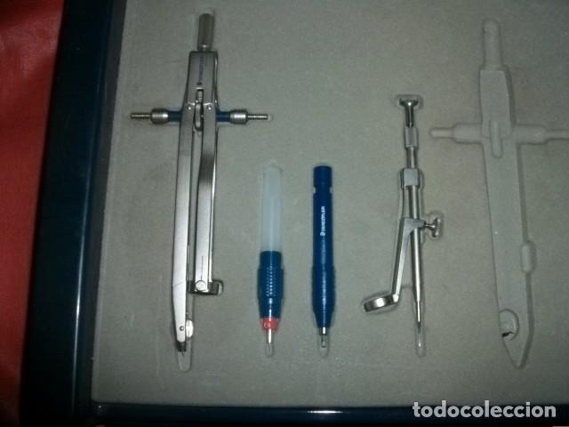Antig&uuml;edades: EXPOSITOR INCOMPLETO DE COMPASES STAEDTLER - Foto 2
