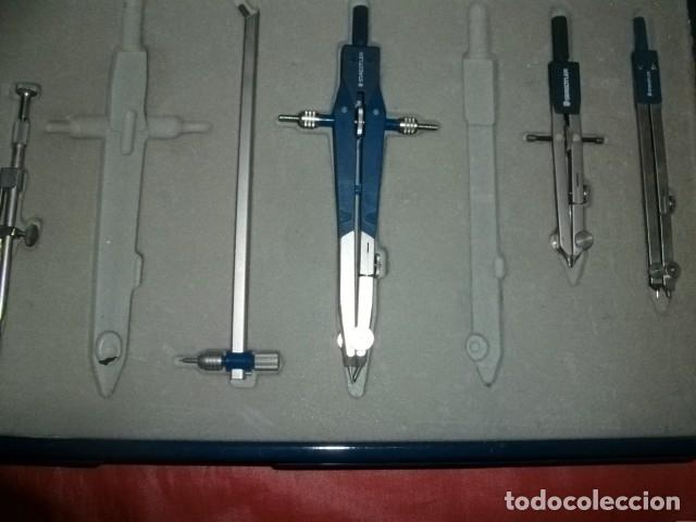 Antig&uuml;edades: EXPOSITOR INCOMPLETO DE COMPASES STAEDTLER - Foto 3