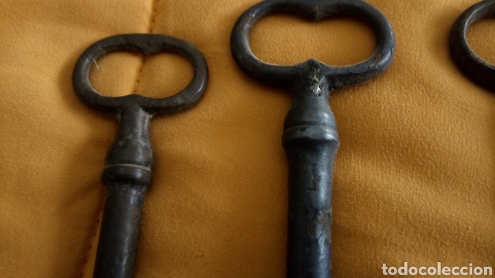 Antig&uuml;edades: Lote de lllaves antiguas - Foto 3