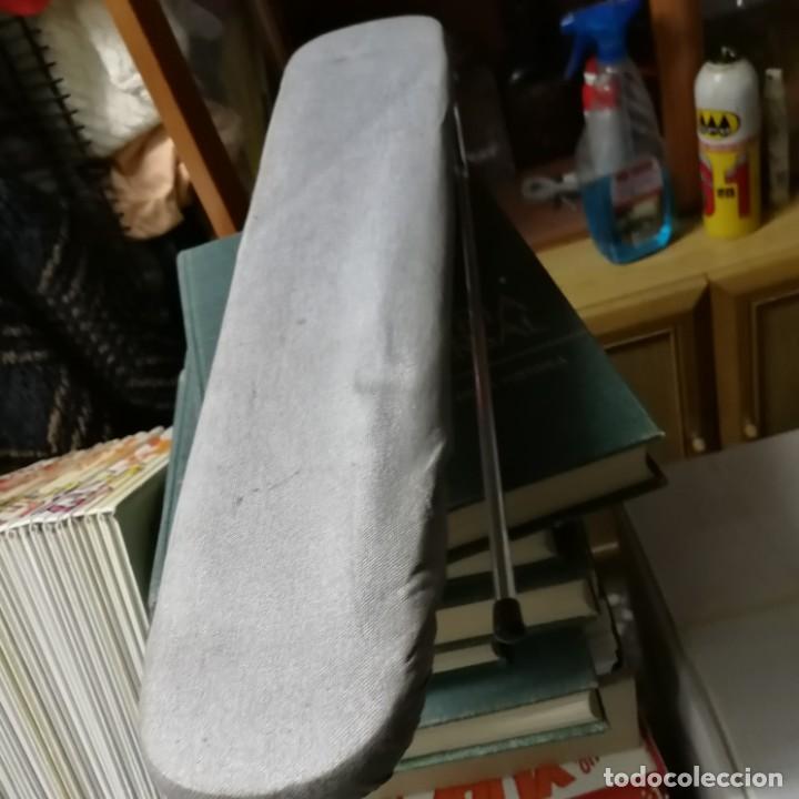 Antig&uuml;edades: TABLA DE PLANCHAR MANGAS - Foto 4